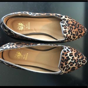 Leopard flats